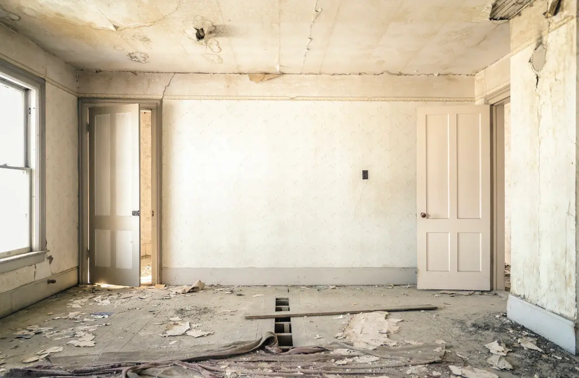 Waste disposal crew managing a cleanout project in North Franklin